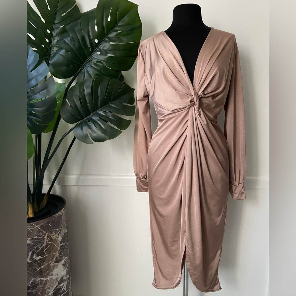 Boohoo Dress